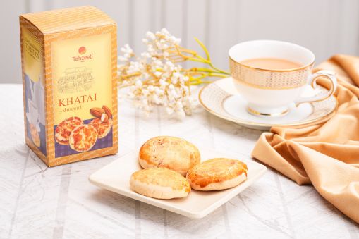 Almond Khatai Box - 7 pieces