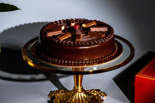 Kitkat Chocolate Cake