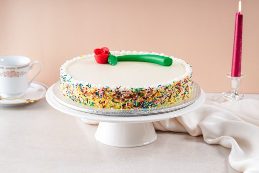 Vanilla Hard Icing Cake